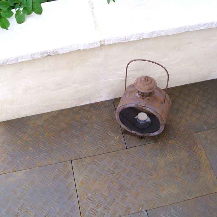 Dalle pierre reconstituée tôle rouillée terrasse