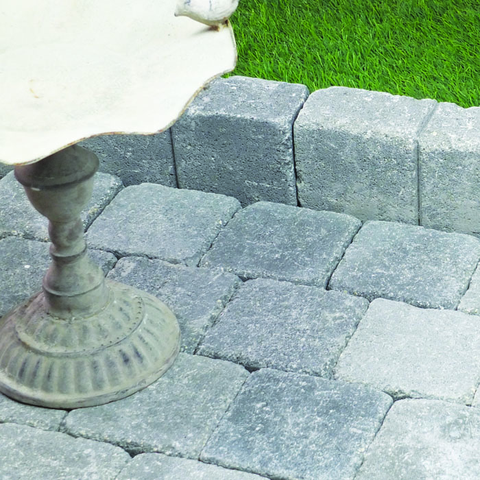 terrasse avec pavés béton oldys 13x13cm