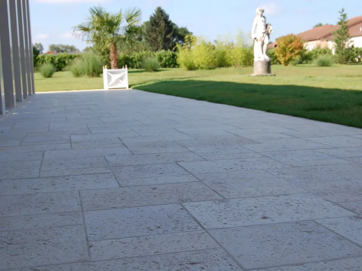 Terrasse en dalles Bourgogne trois formats